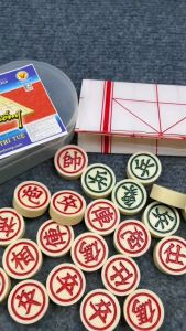 Cờ Tướng Ngà Nhựa Melamine Loại TRUNG - Đường Kính Quân Cờ 2.8cm - Trò Chơi Trí Tuệ