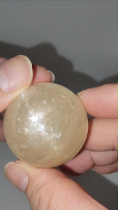 (SG Seller Ready Stocks) Natural Yellow Calcite Ball with Rainbow and Cat Eye Effects 4.1+cm
