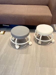 Stool with wheels Childrens roller low stool office footstool sewing stool round shoe change stool