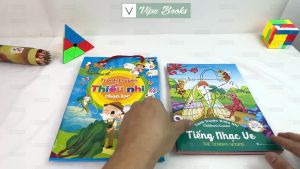 Sách - Truyện Tranh Thiếu Nhi Chọn Lọc - Song Ngữ Anh Việt - Quét Mã QR Nghe Đọc ( 8 Cuốn )