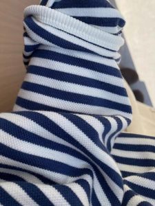 Áo Nỉ Sọc Đơn Giản Cho Nữ Mùa Xuân Rộng Rãi Mỏng Màu Trơn Cổ Tròn Dài Tay Thường Ngày