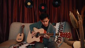 Gitar Semi Akustik Mandalika JW-01: Alat Musik Ideal untuk Pemula