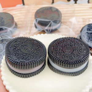 Oreo Squeezable Stress Relief Toy for Bé Gáis Mud Texture Sensory Play Toy Creative Prank Toy for Ages 3 And up Universal Gender