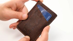 Corkor Vegan Cork Card Sleeve Wallet Black | Minimalist Simple Thin Vertical Purse For Men Man Modern Small Leather Dompet Kecil 卡包钱包錢包男女短款簡約