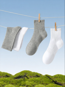 Baisina | Summer Lightweight Pure Color Anti-Odor Pilling-Resistant Mens Crew Socks