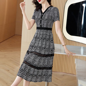 Summer New V-neck Pleated Dress Elegant Floral Print Slimming Midi Skirt Fashionable Crumpled High-quality Ladies Gown