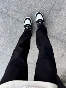 กางเกงยีนส์ทรงตรงยางยืดสีดำสำหรับผู้ชาย ทรงสลิมฟิต กางเกงขายาวลำลอง สไตล์ฮิปฮอป สไตล์อเมริกัน กางเกงยีนส์ทรงตรง