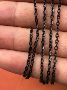 สร้อยคอโลหะทรงแบนสีดำสไตล์ย้อนยุค ขนาด 3x2 มม. โซ่ไขว้ 1 เมตร อุปกรณ์ทำเครื่องประดับ DIY สำหรับผู้หญิง