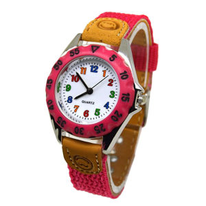 Hoyee Cute Boys Girls Quartz Watch Childrens Fabric Strap Student Time Clock Wristwatch Waterproof Digital Watch For Kids Korean Version of Simple Watch Fashion Child Student Trend Casual Watch