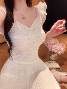 เสื้อกั๊กคอวีลูกไม้สไตล์ฝรั่งเศสฤดูร้อนใหม่ เสื้อกั๊กผู้หญิงแบบบางระบายอากาศได้ดี แขนสั้น ไม่มีวงแหวน เสื้อกั๊กผู้หญิง