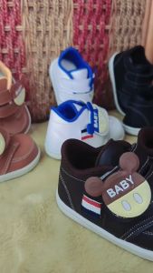 Sepatu Anak Nyaman & Berkualitas untuk Usia 1-2 Tahun