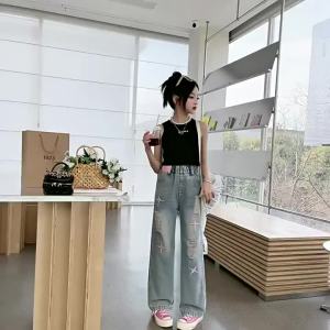 New Kids Girls Jeans 5-16years Straight Leg Child Ripped Jeans Loose Pants for Teens Girls Wide Leg Trousers Elasticated High Waist Pants Denim Jeans Embroided Design Fashion Korean Soft