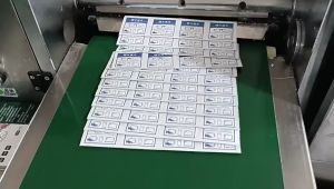 Trend fashion wet wipes disposable anti-fog wipes cleaning and sterilization functional wet wipes湿巾