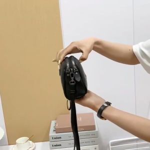 Tas Selempang HP Wanita Terbaru 2025 Kekinian Tas Dompet Tangan Desainer Wanita Tas Fashion Kasual Wanita Kulit Pu Tas Cluthes Murah Tapi Mewah Handbag Wanita Terlaris