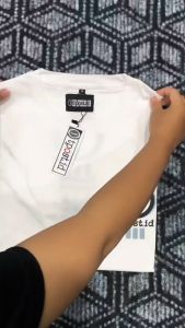 Pakaian pria Dengan Model Kaos Fligship Cowok Menggunakan Kain Katun Combed 24s yg sangat nyaman di pakai dan Keren