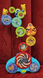 Đồ chơi lắp ráp bánh răng cưa có động cơ chuyển động cho bé vui chơi khám phá