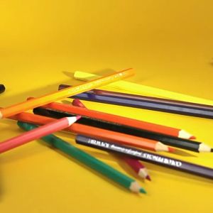 555 "Color Pencil สีระบายรูปมีแบบ 12 24 48 ชุดของ แท่งดินสอ (L3-S18)