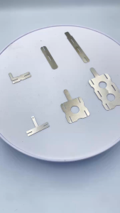 Bộ Kẽm Hàn 5S-1P Cho Khối Pin Lithium 18650 (5 Cell) - Gồm 4 Miếng Kẽm T và 2 Miếng Kẽm i Dày 0.18mm Mạ Niken Cao Cấp Chống Rỉ Sét - Vĩ Gia Shop