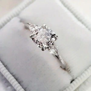 Huitan Cushion Shaped Cubic Zirconia Rings for Women Fashion Contracted Design Wedding Accessories Engagement Rings Hot Jewelry