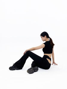 กางเกงโยคะเอวสูงทรงหลวมสำหรับผู้หญิง ทรงขากระบอก กางเกงขายาวสีดำ แห้งเร็ว กางเกงขายาวสำหรับใส่กลางแจ้ง