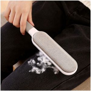 เสื้อคลุมแปรงกำจัดขุยแปรงที่ทำความสะอาดผมสองด้านไฟฟ้าสถิตย์กำจัดขนสัตว์เลี้ยงม้วนวัสดุพลาสติก