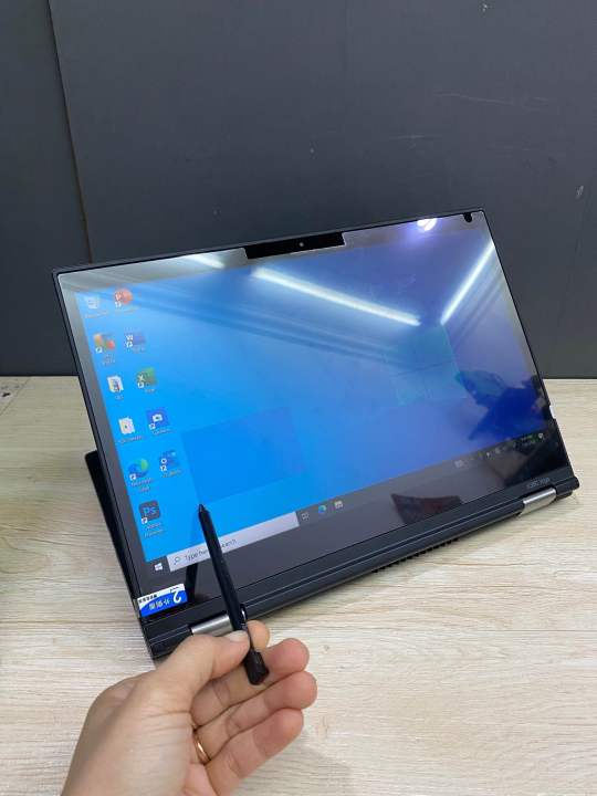 LAPTOP LENOVO THINKPAD YOGA X380 i7 RAM 16 GB SSD TB SLIM LAYAR