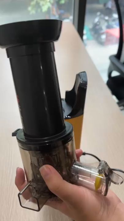 Máy Ép Chậm Hoa Quả Mini Cực Hot Tiện Lợi Sử Dụng Khi Muốn Thưởng Thức Sinh tố,Nước Ép, An Toàn Và Dễ Dùng Cho Nội Trợ