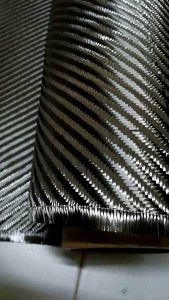 ผ้าคาร์บอนแท้ เกรด A ลาย 4 x4 ขนาด 100 cm x 100 cm น้ำหนัก 280 กรัม carbon fiber 3ktwill 4x4 .toray made in Japan. ผ้าหนา 0.3 mm ผ้าทอแน่น ผ้านิ่มทำงานง่าย สีดำเงา เเวววาว