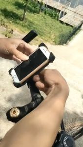 แท่นยึดโทรศัพท์กับจักรยาน ที่จับมือถือ ที่จับมือถือติดมอเตอร์ไซค์ ที่จับโทรศัพท์ ที่ยึดมือถือ ที่ยึดโทรศัพท์ ที่วางโทรศัพท์มอเตอร์ไซด์ SP10