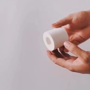 ผ้าล็อค เทปล็อค Sport Tape ป้องกันอาการบาดเจ็บ ล็อคเท้า ล็อคนิ้ว สำหรับกีฬาฟุตบอล วอลเลย์บอล