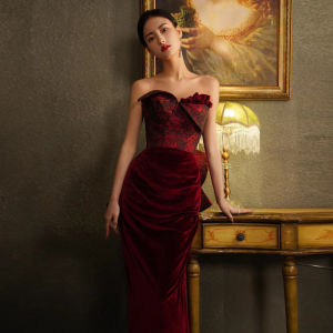 Red Rose Velvet Evening Gown Wedding Dress for Women Customizable Engagement Party Long Skirt Vintage Style mid Waist