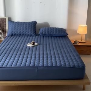 Luxury Waterproof Mattress Cover - Antibacterial Dust Mite Proof Mattress Protector Soft & Breathable Quilted Fitted Sheet