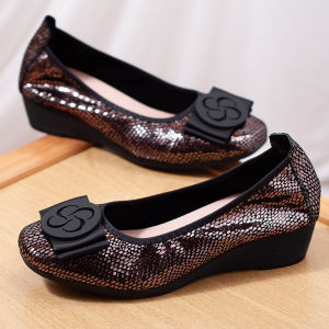 Leather Mom Shoes Womens Slip-On Soft Bottom Casual Low Heel Sheepskin Comfortable Versatile Leisure Fashion Single Shoes