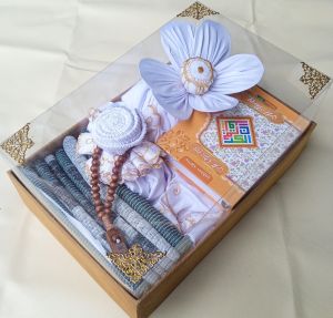 Hampers Lengkap isian Alat sholat wanita Dewasa sudah dihias Cantik seperti foto murah mewah