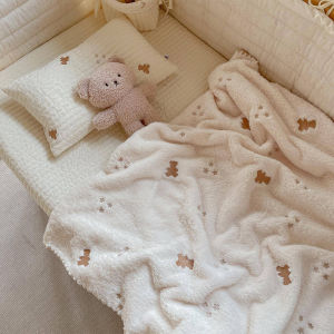 Baby Coral Fleece Blanket Childrens Daycare Four Seasons Napping Cover Newborn Infant Small Plush Blanket Toddler Bedding