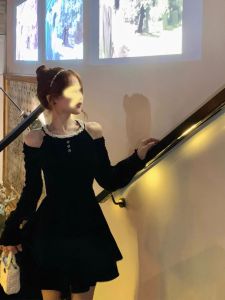 Ballet Club/French Hepburn Style Classic Style Velvet Long Sleeves Black Dress Female Fall and Winter Vintage Court Style Dress