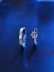 (กล่องของขวัญมีเวลาจำกัด) เงินสเตอร์ลิง แหวนคู่ แหวนแต่งงานคู่หนึ่ง แหวนเพชรงานแต่ง แหวนเพชร 1 กะรัต แหวนผู้ชาย แหวนผู้หญิง เพชรแท้ 100% การเปิดสามารถปรับได้