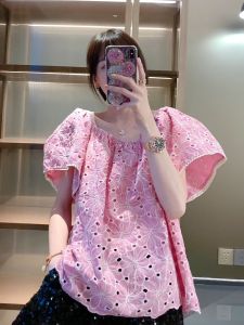 Quần Áo Công Sở Ngắn Tay Cổ Vuông Kiểu K Màu Hồng Với Thiết Kế Hoa Móc Rỗng Và Dây Đeo Vai Có Thể Tháo Rời