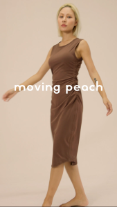 ชุดเดรสเข้ารูปพอดีกีฬาสำหรับผู้หญิงลายลูกพีชเข้ารูปกระโปรงยาวเล่นโยคะสุดเซ็กซี่สวมใส่ทุกวันสำหรับเต้นโรงยิมพิลาทิส AJB