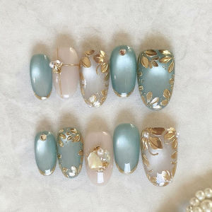 3D golden gilding flowers glossy shimmer cat eyes Oval shaped Short Medium false nails full cover press on acrylic fake nail art