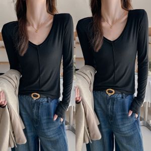 MiiOW | เสื้อยืดคอวีทรงสลิมฟิตสำหรับผู้หญิง MiiOW Cat Lady เสื้อเชิ้ตคอกลมแขนยาวทรงหลวมสบาย ๆ สำหรับฤดูใบไม้ร่วงและฤดูหนาว