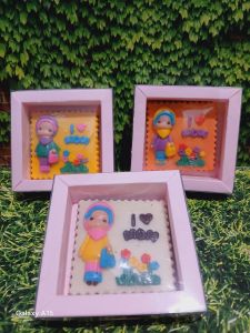 Cokelat Karakter Hari Ibu