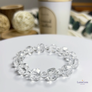 LumiGem Aurora Cut Clarity Crystal Bracelet – Old-Mine Clear Quartz (Cube & Prism Facets)