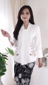 Promo Atasan Kebaya Encim Katun Laser Carla