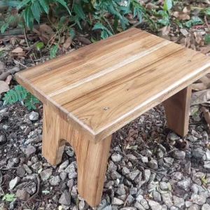 ม้านั่ง ม้านั่งสไตล์ญี่ปุ่น ม้านั่งเล่น ขนาด 31 x 32 x 20 มม เก้าอี้ เก้าอี้เล็ก เก้าอี้นั่งเล่น เก้าอี้สไตล์ญี่ปูน ม้านั่ง ม้านั่งสไตล์ญี่ปูน