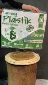 KANTONG Kresek PUTIH Plastik KRESEK RAMAH LINGKUNGAN Uk 50 Tebal OXIUM PUTIH 500 Gram PLastik HD MURAH