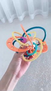 Vòng luồn hạt - Đồ chơi vận động tinh ToysHouse HE0104