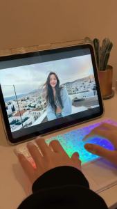 GOOJODOQ Bluetooth Wireless Keyboard Clear Crystal RGB LED With Touchpad English For Phone For iPad Pro Air for Xiaomi Huawei Android Windows