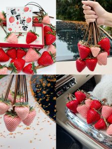 Large Strawberries Simulation Embellishment Bag Charm Keychain Berry No Trouble Internet Famous Car Hanging Ornament