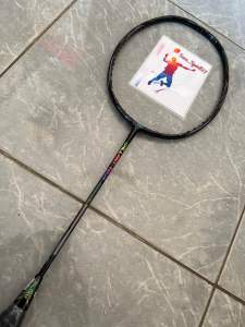 RAKET BADMINTON BULU TANGKIS MAXBOLT GALLANT TOUR